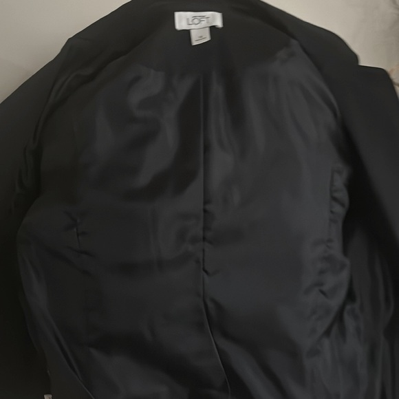 LOFT black jacket with one button and two simulated pockets size 14 - Picture 8 of 10
